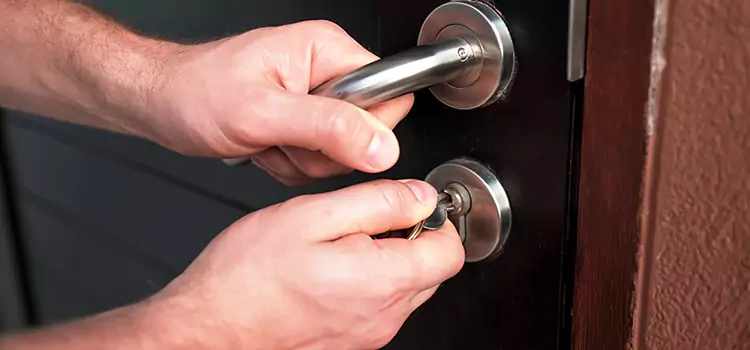 Door Closer Repair & Installation North Lynnwood